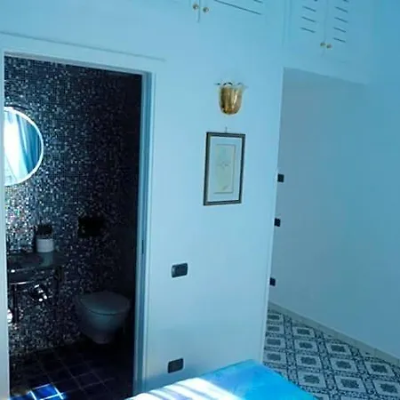 Bed & Breakfast Auditorium